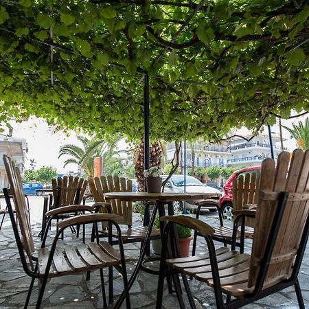 Hotel Alexandros 네오이포로이 외부 사진