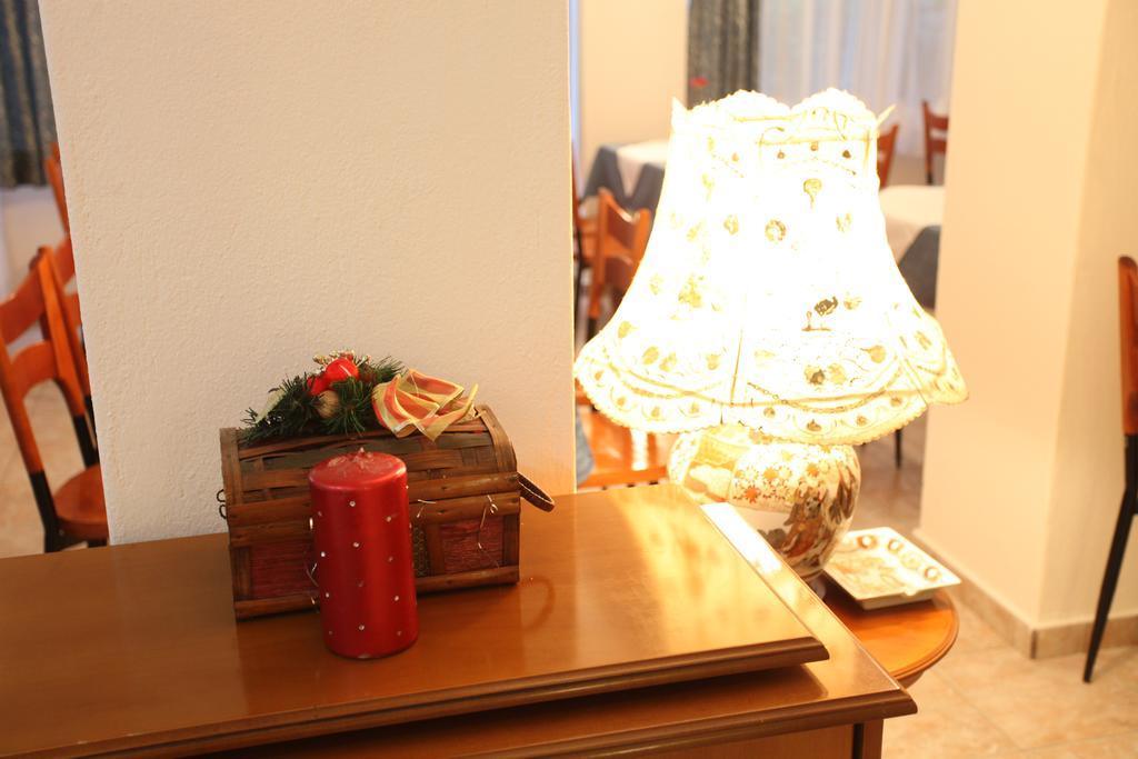 Hotel Alexandros 네오이포로이 외부 사진