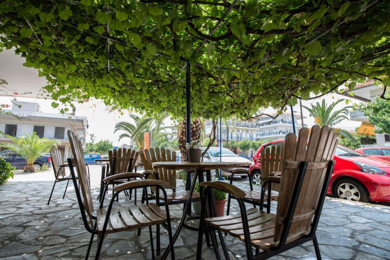 Hotel Alexandros 네오이포로이 외부 사진